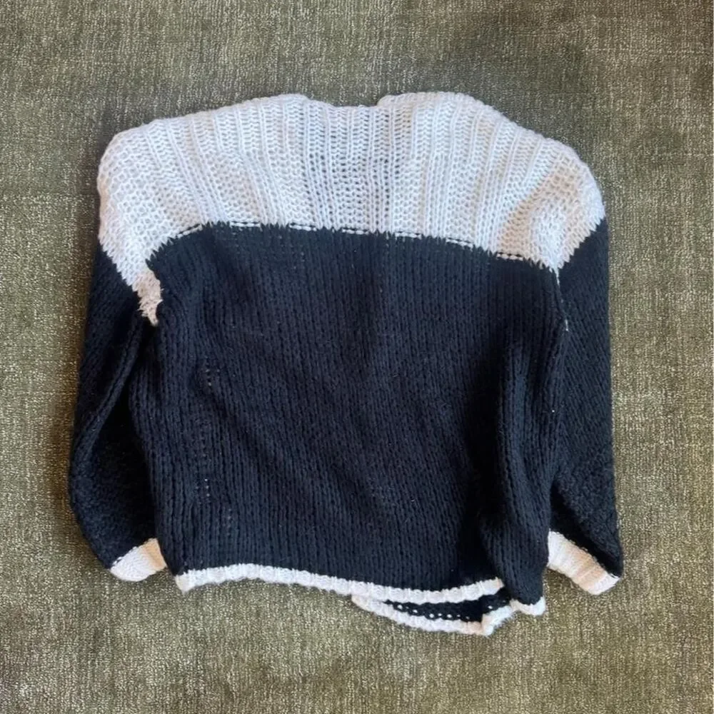 Unbranded Women's Black and Navy Cardigan